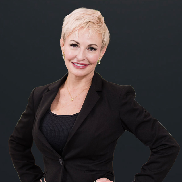 Iconic Dental Arts | Same-Day Crowns, Oral Exams and Invisalign reg 