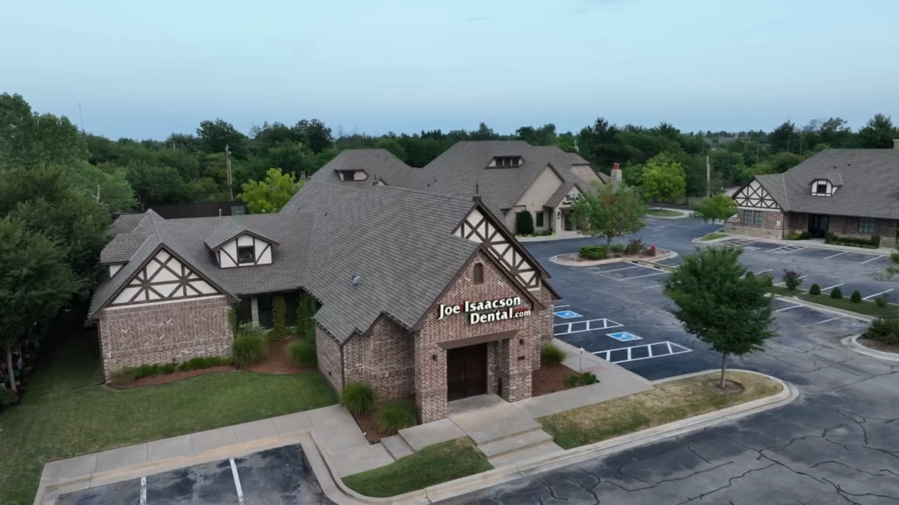 Iconic Dental Arts | Root Canals, Same-Day Crowns and Periodontal Treatment